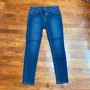 Simply Styled Skinny Jeans